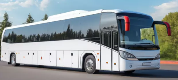 7 Reasons Smart Travelers Avoid Big Bus Tours and Choose Small Group Travel